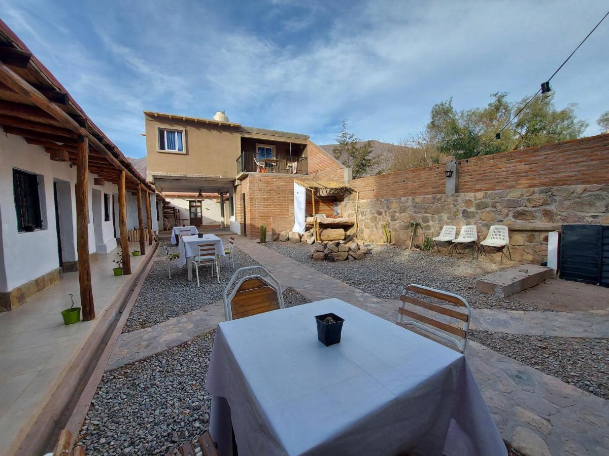 Arbol Tilcara Hostel Exterior photo