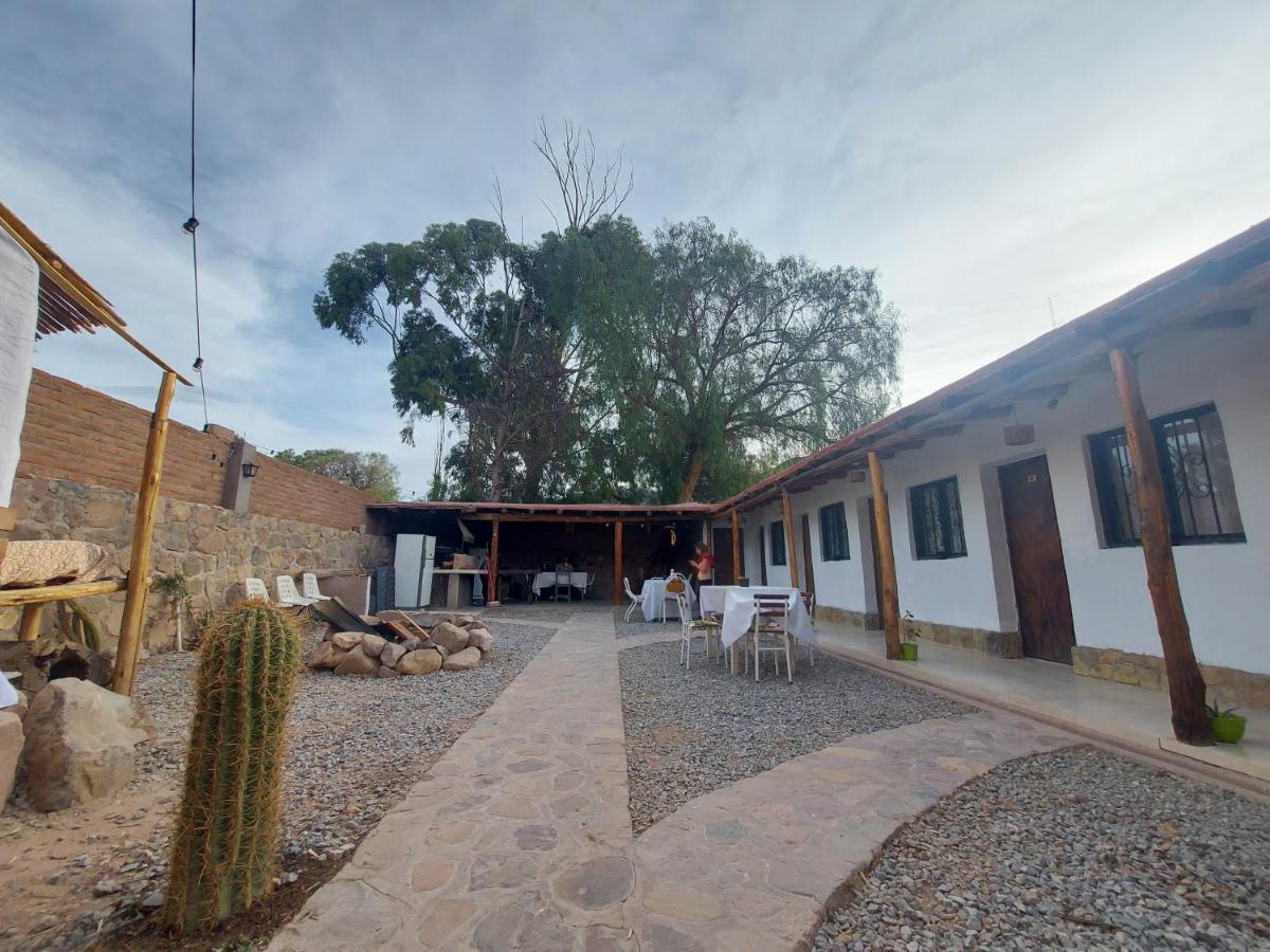 Arbol Tilcara Hostel Exterior photo