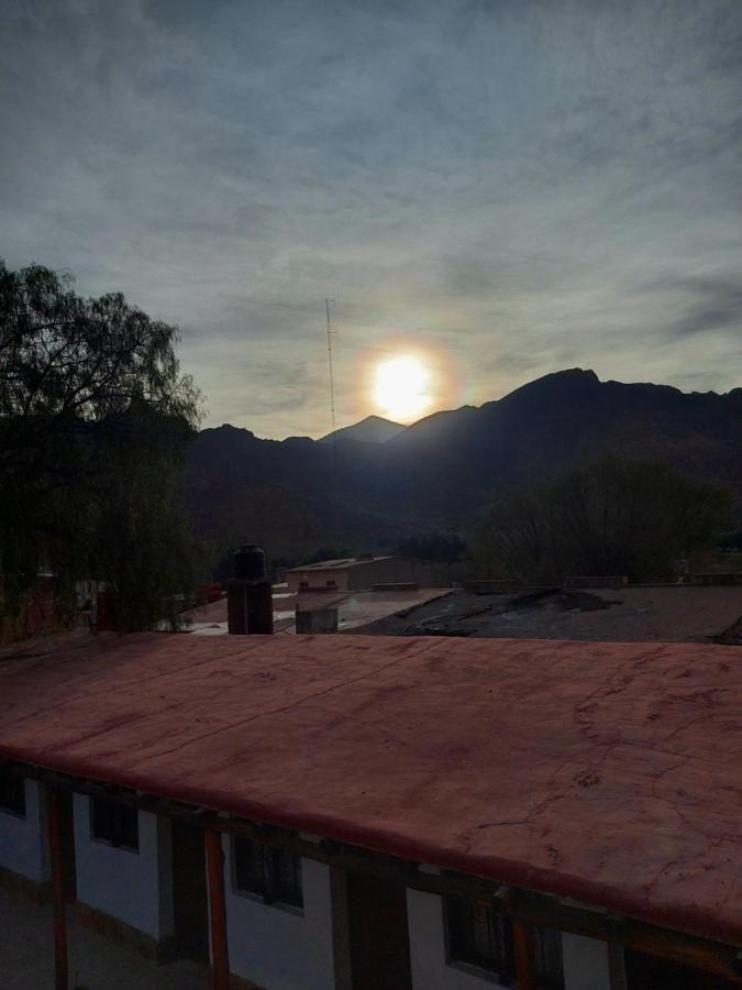 Arbol Tilcara Hostel Exterior photo